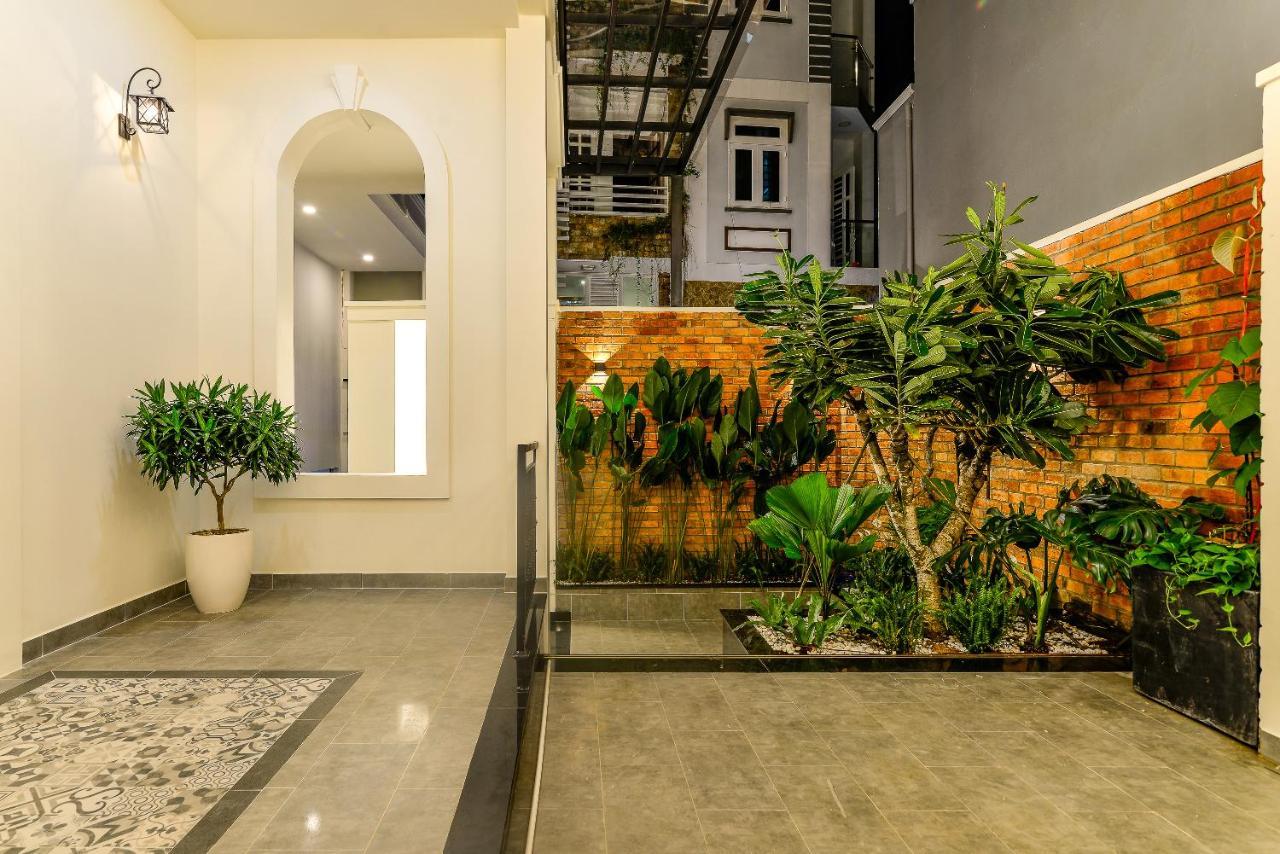 Cozrum Homes The Gallery Residence Ho-Chi-Minh-Stadt Exterior foto